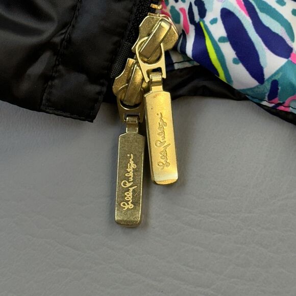 Lilly Pulitzer Vest Women's Medium Black Onyx Elana Full Zip Down Puffer NWT - Picture 3 of 15